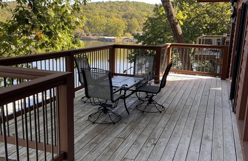 Sunrise Beach House | VIEW-MAZING! Sunrise Beach