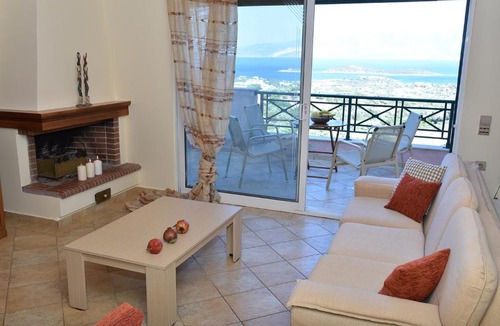 Agios Nikolaos Town Villa | Villa Arolithos