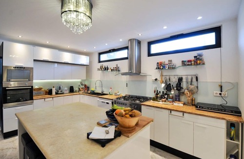 Corfu Town Villa | Villa Electra - Eight Bedroom Villa, Sleeps 23