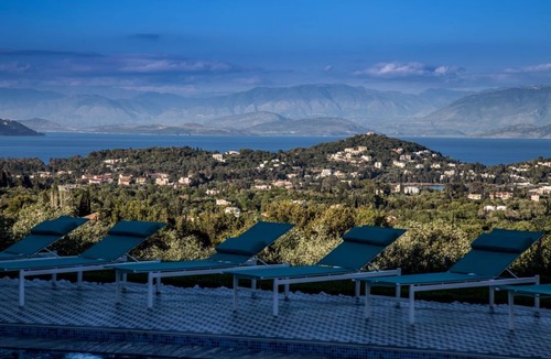 Corfu Town Villa | Villa Electra - Eight Bedroom Villa, Sleeps 23