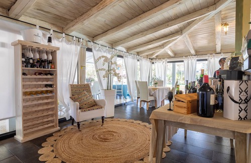 Sorso Villa | Villa 'Geridu Luxury Con 4 Camere' with Private Pool, Wi-Fi and Air Conditioning