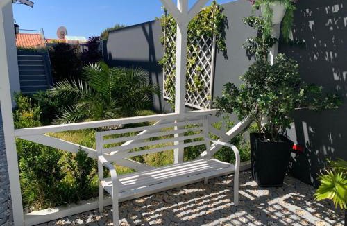 Canico House | VILLA HELENA Amber Apartment