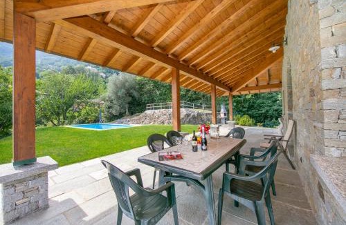 Santa Maria - Rezzonico Villa | Villa Louise