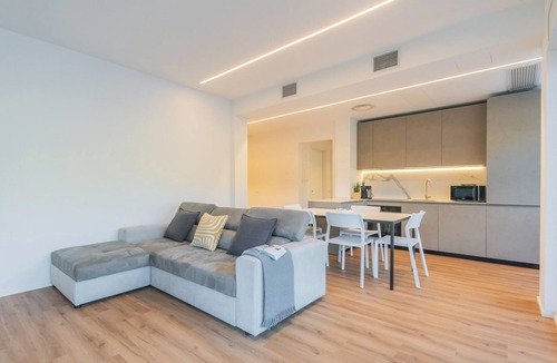 Brienno Villa | Villa Regina Retreat with Pool & Lake View