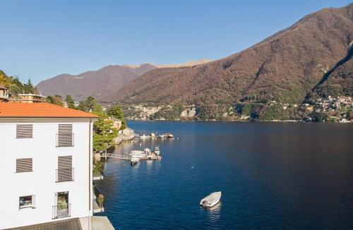 Carate Urio Apartment | Villa Sull'acqua - Lakefront