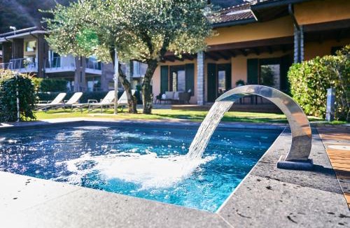 Oliveto Lario Villa | Villa Vittoria with private heated pool & shared sauna - Bellagio Village Residence