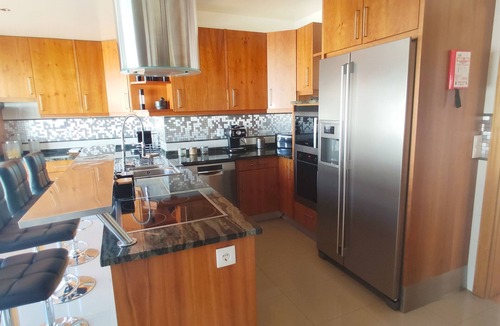 Verdizela Villa | Villa with Heated pool, WiFi, 5min Beaches, 20min Lisbon
