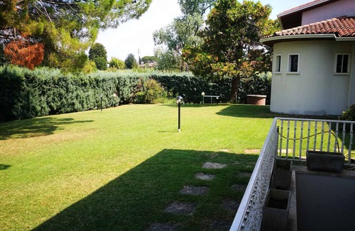 Colà Di Lazise Villa | Villa with view onto the lake