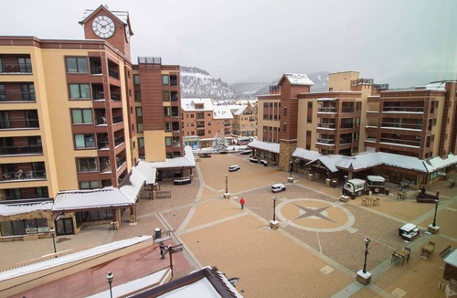 Peak 9 Apartment | Village at Breckenridge Studio 4505 - Ski-In/Ski-Out!