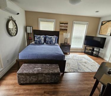 Old Town Historic District Apartment | Vine Village