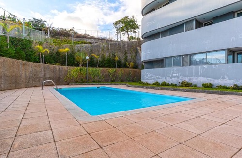 Sao Martinho Apartment | Virtudes Ocean view with pool by Holiday Rental Madeira