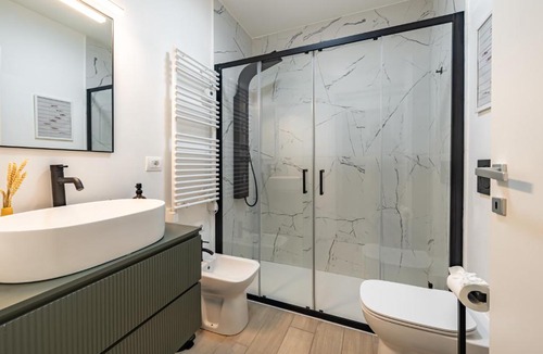 Calvairate Apartment | VivimiHome Elegant home near Porta Romana