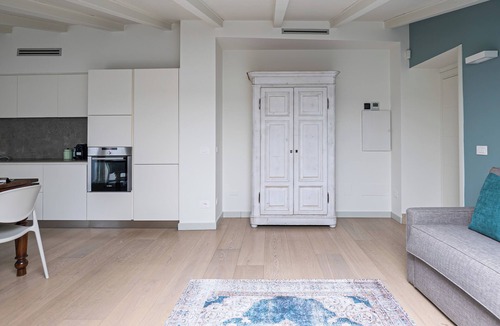 Monza Apartment | Volta 40 - A - One Bedroom Apartment, Sleeps 4
