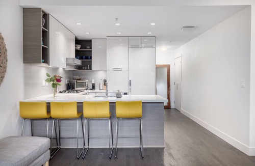 Fairview Condo | VRs Radius
