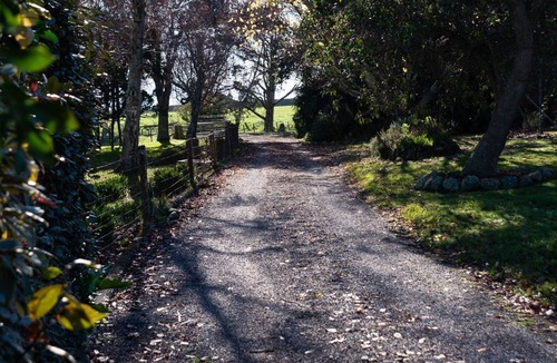 Pirinoa House | Waihora Homestead, Martinborough. Minimum 4 guests Please and kids under 10 free