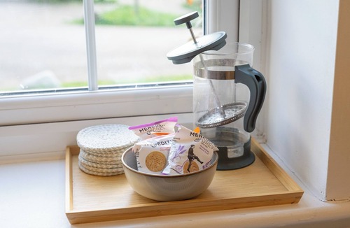 Stokenchurch House | Wallace Hill Cottage - Garsington Studios - Pass the Keys