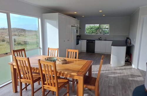 Karkari Peninsula House | Waterfront at Tokerau Beach