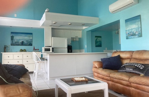 Great Harbour Cay House | ❤️Waterfront beach villas with wrap around decking