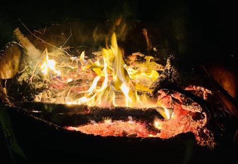 Amberley Ski Chalet | Wattle Creek Cottage - Country Cottage Retreat with Hot Tubs and Fire Pit