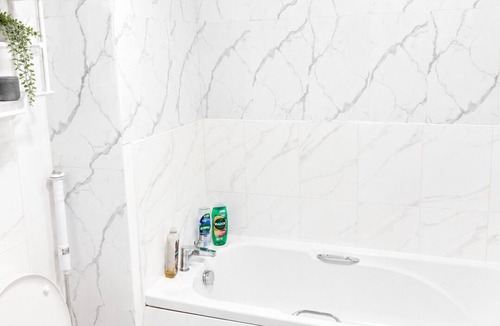 Mickleover House | Welcome to Peace Pad Designed with comfort and convenience in mind.