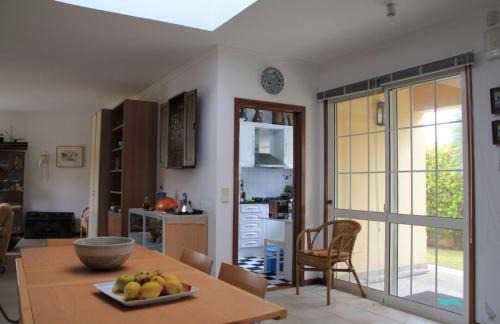 Campo de Baixo House | Welcoming House with Mountain View in Porto Santo