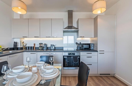 Wembley Central Apartment | Wembley 2 Bed Sleeps 8 Walk to Stadium
