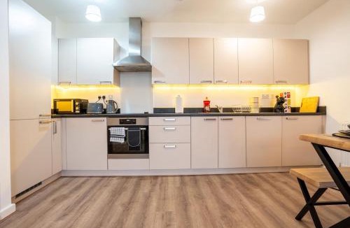 Wembley Central Apartment | Wembley Central 2BR Near Stadium - Sleeps 8