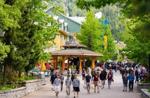 Village North Apartment | Whistler Town Plaza by Latour Hotels and Resorts