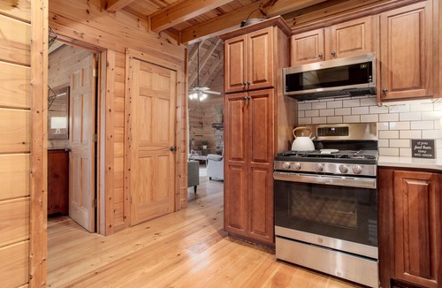 Cleveland Cabin | Wide-Spread Mountain Views, Hot Tub, Firepit, Arcade & So Much More!