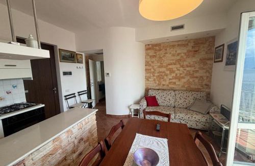 Cerro Apartment | With your feet in the lake