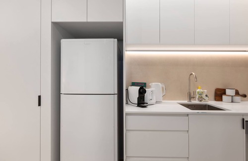Te Aro Apartment | WLG CBD 1BR - Luxe Hyde Lane Stay w/Amenities