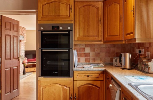 Dalbury Lees House | Wonderful villa for 14 people with WIFI, TV and pets allowed