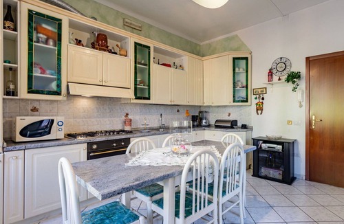 Porto Ceresio House | Wonderful villa for 8 people with WIFI, TV and balcony