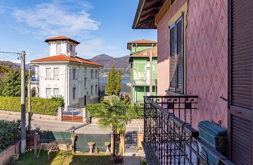Porto Ceresio House | Wonderful villa for 8 people with WIFI, TV and balcony