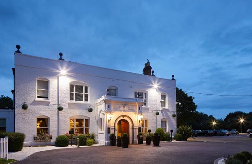 Milton Keynes Hotel | WorldHotels Distinctive Woughton House Hotel