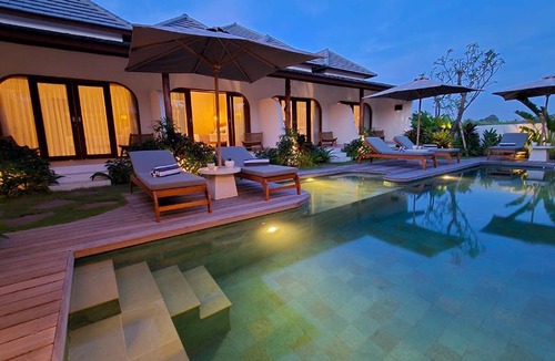 Beraban Hotel | YUGA NYANYI SUITE Boutique Hotel with Pool & Ricefield View