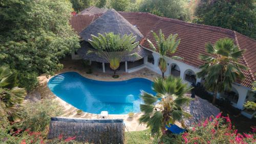 Diani Beach Bed & Breakfast | Zarafa House