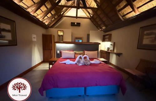 Leeupoort Villa | Zebula - Bushveld Waters - 20 Pax
