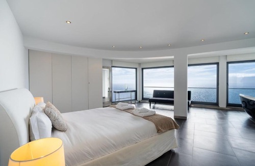 Garajau House | Zula House - Stunning villa spectacular location