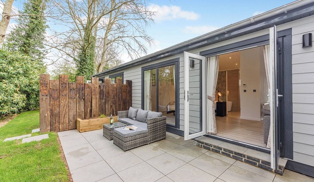 1 bedroom accommodation in Faringdon