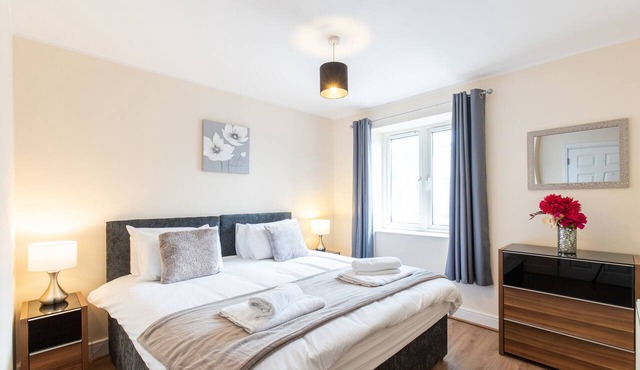 1-bedroom apartment with Balcony, Hoddesdon