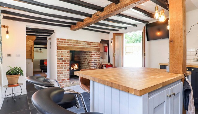 1 Harpur Cottage