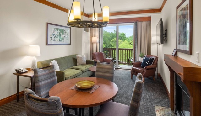 #1310A | 2bdrm | Let It Snow | 3rd Floor Mountain and Spruce Peak Views