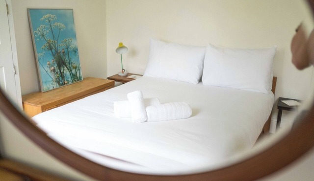 1BD Flat Stoke Newington Well Connected CityCentre