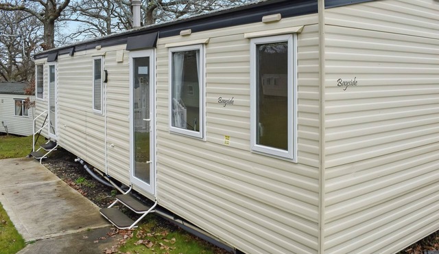 2 bedroom accommodation in Thorness, near Cowes