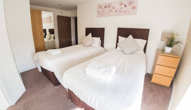 2 Bedroom Apartment at Ilford Tower Apartments