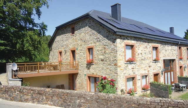 2 bedroom cozy apartment in Haut-Fays