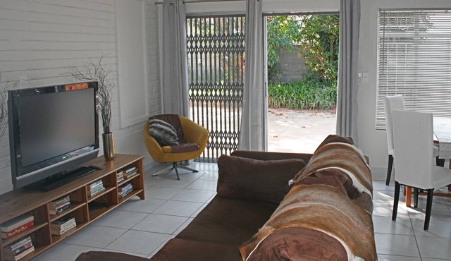 2 Bedroom SELF CATERING COTTAGE in White River, Mpumalanga, South Africa
