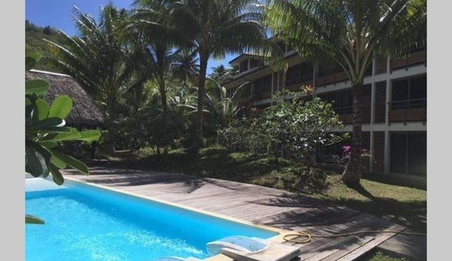 2 bedrooms condo with swimming pool