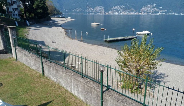 2 bedroom house in small residence right on the beach